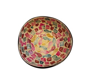 Bol en noix de coco personnalisé en nacre de palmier et de poisson, bol de service en coquille de noix de coco bio avec mosaïque artisanale unique en coquillages marins - Product Image 3