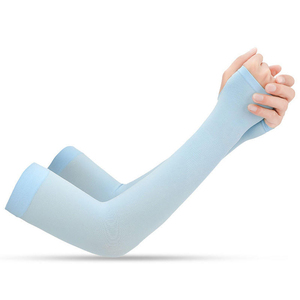 Manchons de compression sportifs de qualité supérieure pour cyclisme avec protection UV, rafraîchissants, personnalisables par sublimation, pour tenues de vélo, ensembles à faible MOQ - Product Image 3