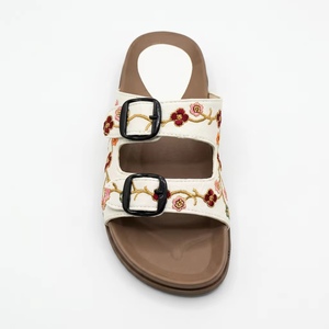Sandalias Planas Bordadas con Flores para Mujer, con Doble Hebilla, Punta Abierta, Cómodas, Casuales, Étnicas, de Moda - Product Image 1