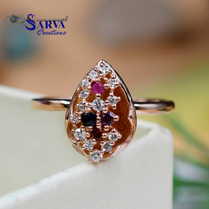 Anillo de Plata de Ley 925 con Gemas Naturales Variadas: Rubí, Zafiro Azul, Amatista y Granate, Estilo Vintage, Tipo Cóctel, Elegante - Product Image 2