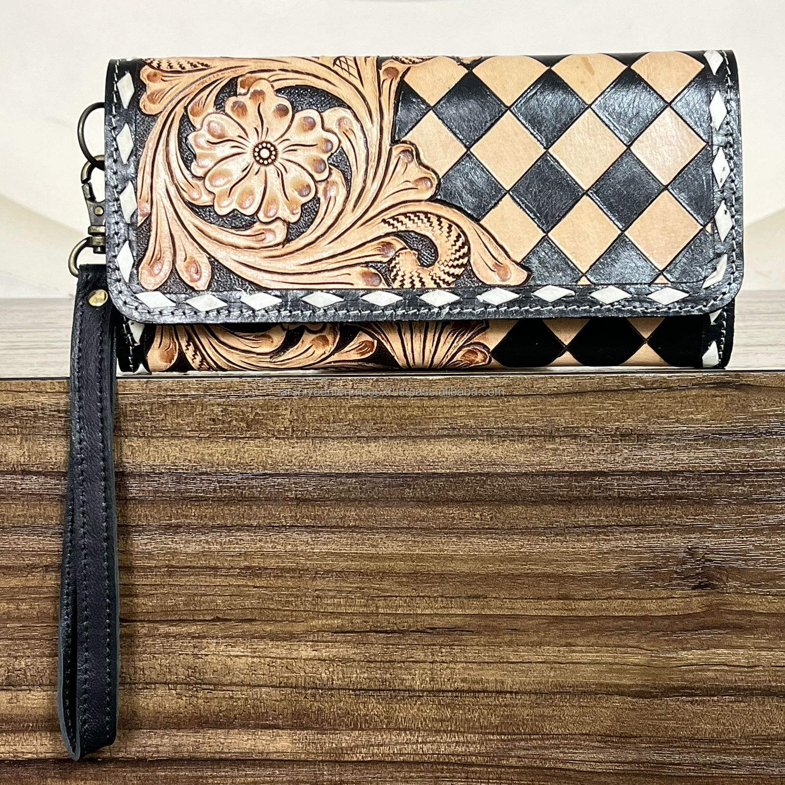 Tan & Black Checkered