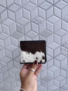 Cartera de Cuero con Diseño Único 2026, Cartera de Cuero con Estampado de Piel de Vaca, Tarjetero y Monedero para Hombre, Regalo para Él - Product Image 3