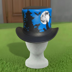 Sombrero de copa de cuero hecho a mano de primera calidad, diseño gótico steampunk con motivos de luna, bosque y murciélagos. - Product Image 3