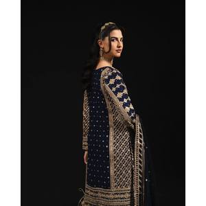 Conjunto de traje de fiesta de diseñador para mujer con hilo y trabajo de secuencia - Product Image 4
