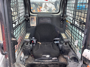 Cargadora Compacta de Dos Velocidades S770 2023 con Cabina Cerrada, Máquina de Construcción de Alto Rendimiento - Product Image 6