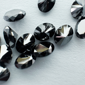 Diamant naturel noir ovale facetté de 0,50 carat pour la fabrication de bijoux - Product Image 5