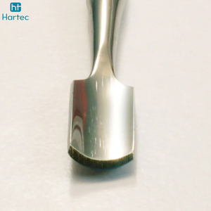 Pousse-cuticules professionnels pour manucure, en acier inoxydable de qualité médicale, double extrémité, ergonomiques, avec logo personnalisé - Product Image 5