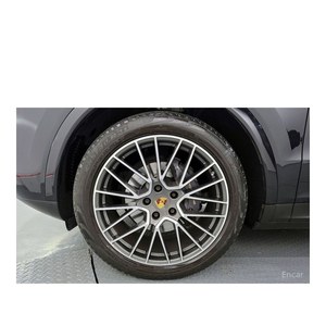 Porsche Cayenne 3.0 2024 con Caja de Cambios Automática, Volante a la Izquierda, Asientos de Cuero, Cámara Trasera, 67,113 km - Product Image 5