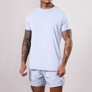 Ensemble t-shirt et short pour homme, style décontracté et sport, avec logo personnalisé, tissu respirant, 2 pièces, ensemble été, vêtements de sport pour homme - Product Image 4