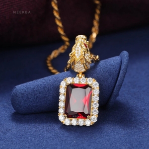 Colgante de Cabeza de Dragón Imponente - Colgante de Plata 925 con Moissanita, Colgante Central Grande con Circonita Roja 5A, Joyería con Piedras Engastadas a Mano - Product Image 3