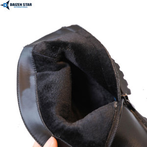 Bottes d'école noires pour garçons et filles fabriquées en usine, confortables et durables - Product Image 5