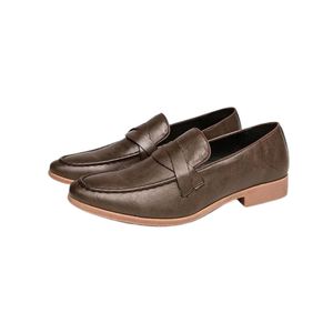 Chaussures élégantes pour femmes en gros, à bout rond, en cuir, de qualité supérieure, fabriquées par un fabricant de chaussures de mode pour femmes. - Product Image 5