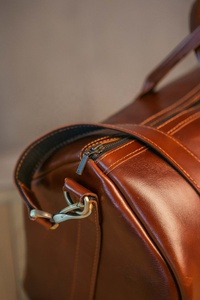 Sac de voyage élégant en cuir véritable, design Weekender, sac de voyage en cuir durable et éco-responsable, très demandé - Product Image 3