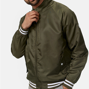 Chaqueta Bomber Personalizada Premium para Hombre, Estilo Urbano, Talla Grande, Venta al Por Mayor OEM - Product Image 4