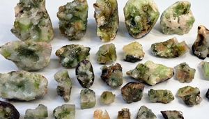 Vente en gros de spécimens minéraux de calcite verte naturelle brute, pierres de guérison, pierres brutes, objets d'art, objets de collection, décoration intérieure - Product Image 4