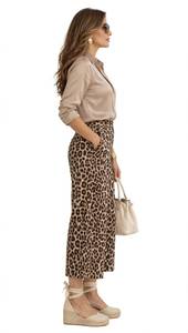 Ensemble 2 pièces pour femmes, chemise en satin à imprimé léopard et pantalon large - Product Image 2