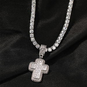 จี้เพชรโมอิสซาไนต์ทรงกากบาทแบบ Iced Out ประดับเพชรโมอิสซาไนต์ทรงบาแกตต์และทรงกลม เครื่องประดับแฟชั่นสุดหรู - Product Image 6