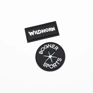 Patch en caoutchouc PVC souple personnalisé de haute qualité, badge en silicone avec logo 3D, thermocollant pour vêtements, chaussures, sacs, chapeaux - Product Image 4