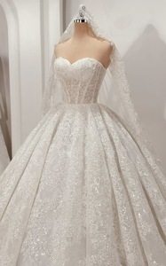 High Quality Modern Ball Gown Floor-Length Wedding Dress <b>sweet</b> <b>heart</b> bust Lace Beads Handmade Quality Wholesale OEM TL18 - Product Image 4