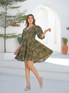 Vestido Estampado con Diseño de Olivas, Muy Popular, para Mujer, Atuendo Casual y Elegante para Uso Diario u Oficina, Disponible para Suministro Mundial - Product Image 5