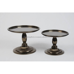 Support à gâteau en tôle galvanisée à double paroi avec finition laquée de forme ronde de bonne qualité avec trois niveaux pour servir dans les hôtels - Product Image 2