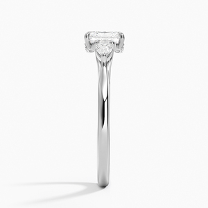 แหวน BOJ รุ่น 079 ทรง Asscher Cut เงินแท้ 925 ประดับเพชรทรง Halo แบบ Solitaire น้ำหนัก 2 กะรัต สี D ความสะอาด VVS1 เพชรโมอิสซาไนต์ รับรองโดย GRA ราคาประหยัด - Product Image 3