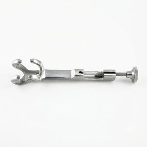 เครื่องมือผ่าตัดแบบใช้มือ Lambert-Lowman Bone Clamp ขนาด 5 นิ้ว ปากจับ 2×2 แฉก กว้าง 1 3/8 นิ้ว ได้รับการรับรองมาตรฐาน CE ระดับ Class I - Product Image 5