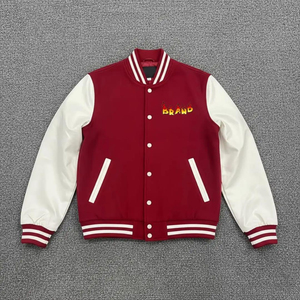 Veste universitaire rouge unie pour homme avec manches blanches, logo brodé sur le devant, style décontracté, coupe classique, vêtement d'hiver - Product Image 2