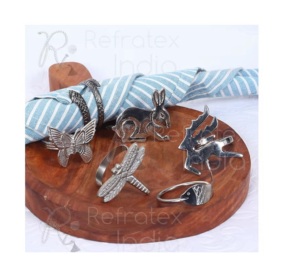 Anneaux porte-serviettes en métal de haute qualité – Accessoires de table durables pour hôtels, restaurants et services de traiteur (Export) - Product Image 1