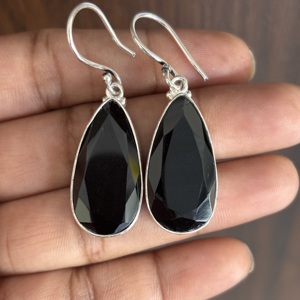 Atractivos Pendientes de Ónix Negro en Forma de Pera con Corte Facetado, Engaste en Plata 925, Estilo Clásico, Joyería de Moda para Mujer - Product Image 3