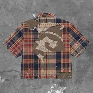 Conjunto de Camiseta de Verano Personalizada para Hombre, Camisa a Cuadros con Pedrería y Pantalones Cortos de Mezclilla, Estilo Urbano - Product Image 3