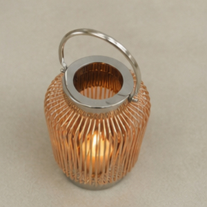 Portavelas Redondo de Bambú con Asa de Metal para Decoración del Hogar - Product Image 5
