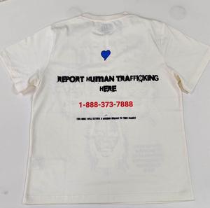 Personnalisation de t-shirts de haute qualité, tissu jersey 100% coton, 250/300 GSM, personnalisation du logo, impression à l'écran, broderie, etc... - Product Image 1