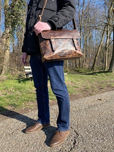 Sac pour ordinateur portable en cuir avec compartiment rembourré, construction durable, design simple, couleur et logo personnalisables, sacs pour ordinateur portable en cuir - Product Image 5