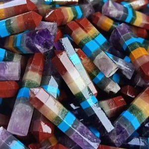 Pointe de guérison des sept chakras à double terminaison, pointe de chakra en forme de crayon, pointe de chakra collée en gros pour la guérison - Product Image 1