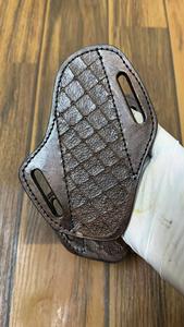 Funda de Cuero para Cuchillo de Caza y Camping con Logotipo Personalizado, Porte Horizontal, Venta al por Mayor en Europa, Acero al Carbono de Primera Calidad para Bushcraft - Product Image 2