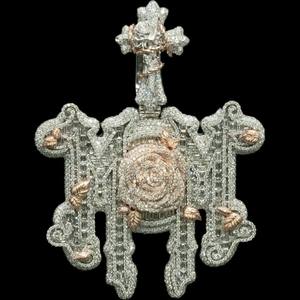 Pendentif Breloque Hip Hop Personnalisé en Argent 925 et Moissanite, Fleur Or Rose Givrée, Élégant, Testé au Diamant, pour Mariage et Style Rappeur - Product Image 1