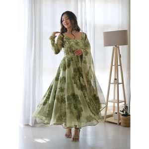 VESTIDO DE FIESTA TABBY ESTAMPADO FLORAL TRABAJO ANARKALI VESTIDO DE FONDO CON DUPATTA MEHNDI - Product Image 1