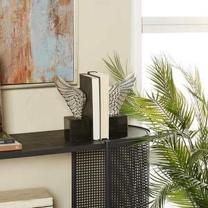 ที่คั่นหนังสือโลหะขัดเงาแบบคลาสสิกสำหรับตกแต่งโฮมออฟฟิศสไตล์ดั้งเดิม ช่วยเพิ่มความสวยงามให้กับชั้นวางหนังสือด้วยรูปลักษณ์ที่ประณีต - Product Image 3