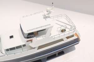 SELENE 60 <b>YACHT</b> Handmade Painted Wooden American Modern <b>Yacht</b> Model Customized for Business Gift or Collection - Product Image 4