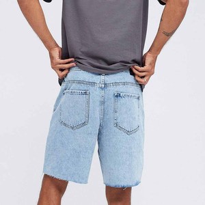 Nouveaux shorts en jean respirants pour hommes, bleu clair, taille haute, style décontracté, délavé, avec braguette boutonnée en coton - Product Image 3