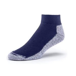 Chaussettes de football personnalisées invisibles de haute qualité noires auto-chauffantes thermiques antidérapantes antibactériennes pour hommes - Product Image 1