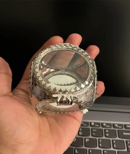 Boîte à bijoux en laiton et acrylique de haute qualité à taille personnalisée Boîte de rangement rectangulaire carrée en métal pour cadeaux à taille personnalisée - Product Image 5