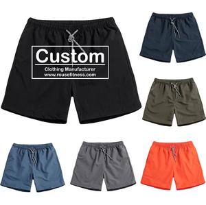 Shorts de sport personnalisés avec logo, séchage rapide, légers, pour entraînement, course à pied, athlétisme, avec poches. - Product Image 1