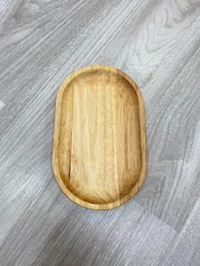 Plateau de service ovale en caoutchouc peint à la main, design classique et minimaliste, durable, compatible lave-vaisselle, vaisselle et assiettes en stock - Product Image 3