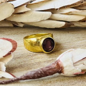 Fashionable Latest Garnet Brass <b>Ring</b> 18k Gold Plated Vintage Chunky <b>Ring</b> Wholesale <b>Ring</b> For Women Solitaire <b>Statement</b> <b>Ring</b> - Product Image 3
