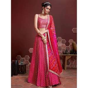 Chinon Silk Lehenga Choli avec des robes de soirée de broderie de paillettes roses remarquables - Product Image 4