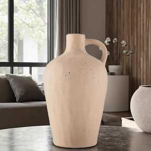 Vase-pichet en céramique terracotta nordique avec poignée moderne, carafe à fleurs rustique texturée, pot à fleurs séchées de style ferme, finition mate - Product Image 1