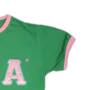 Camiseta de Lujo para Mujer AKA, Color Verde Kelly, Algodón Premium, Cuello Redondo, Manga Corta, con Letras AKA, Diseño de la Hermandad Griega - Product Image 4