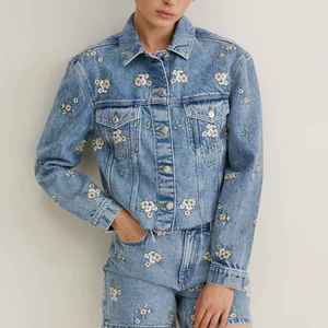Veste en jean déchirée délavée bleue pour femme, style décontracté, mode européenne et américaine - Product Image 1